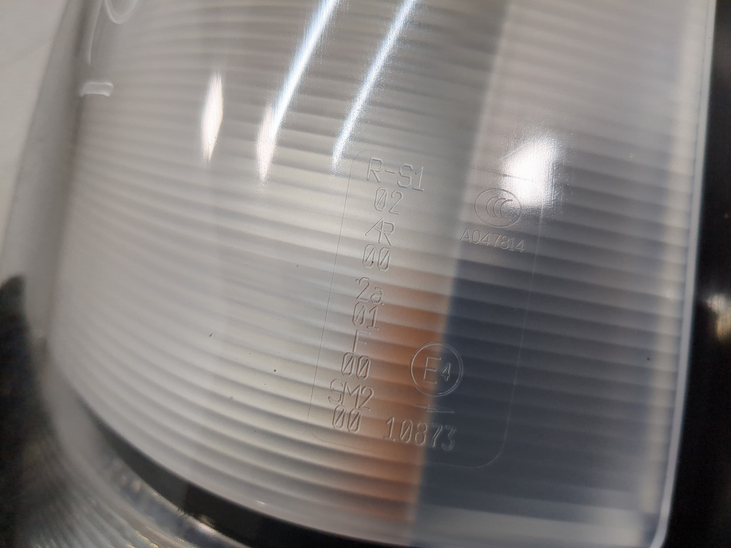 Фонарь задний правый