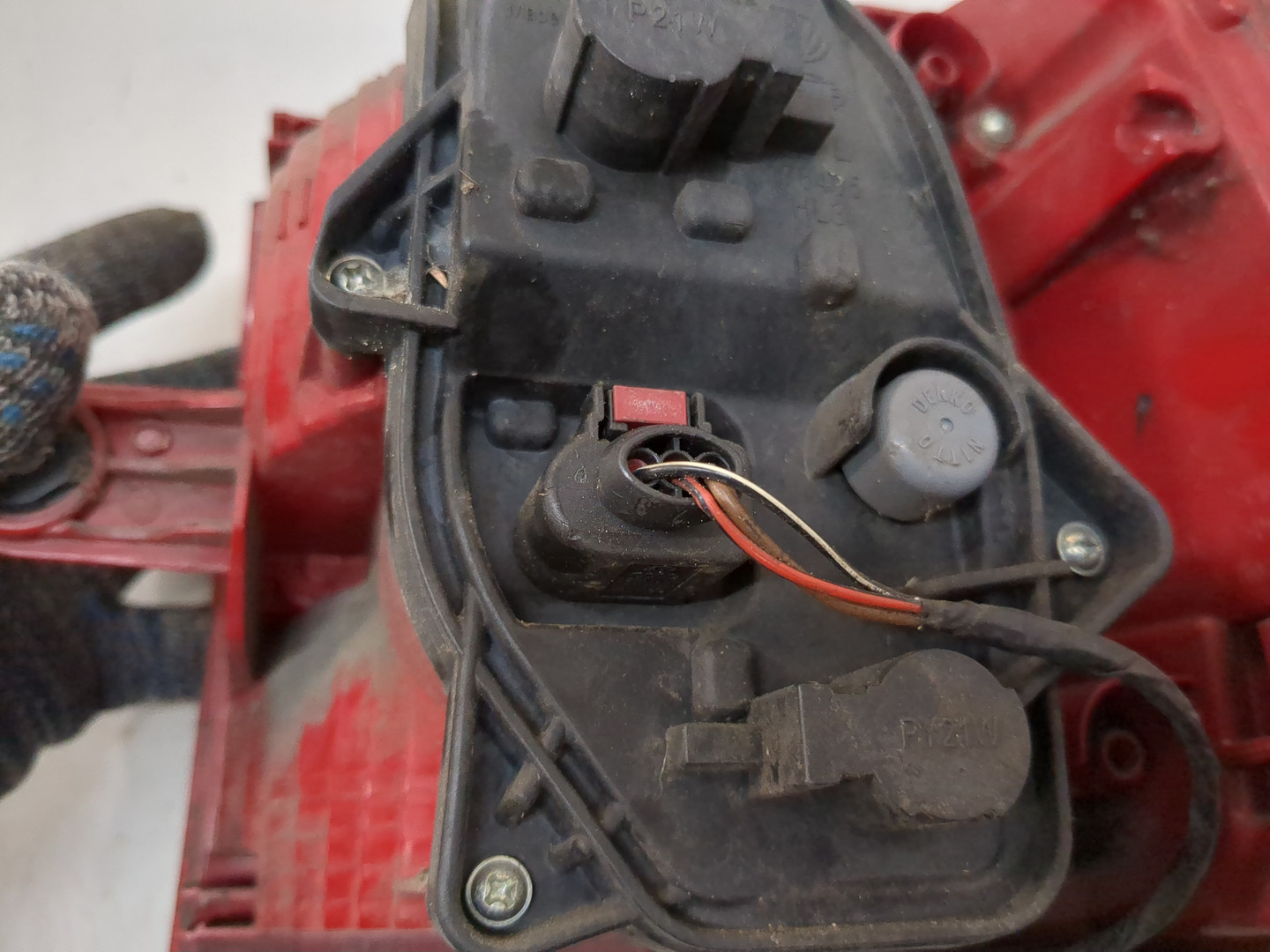 Фонарь задний левый