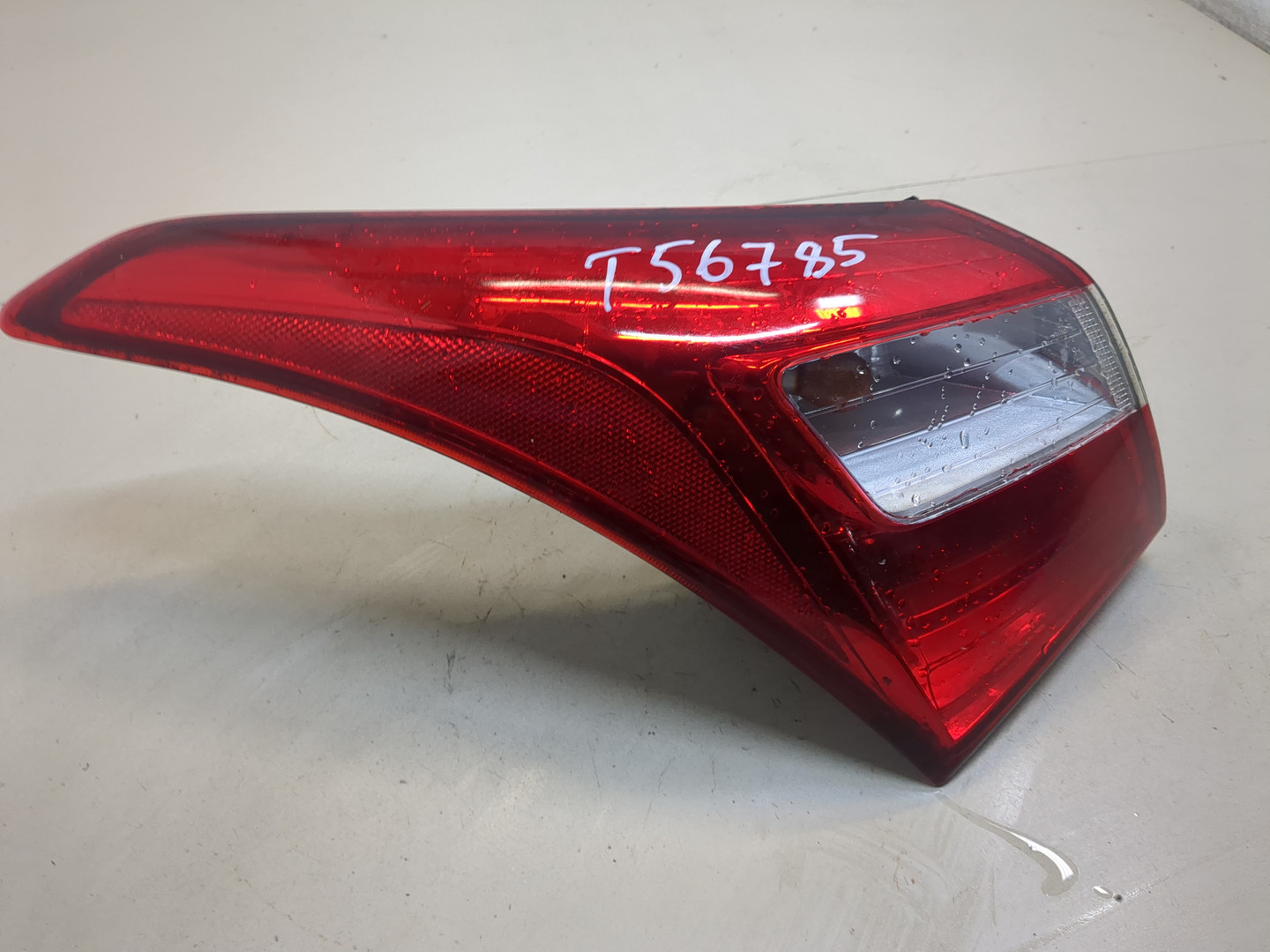 Фонарь задний левый