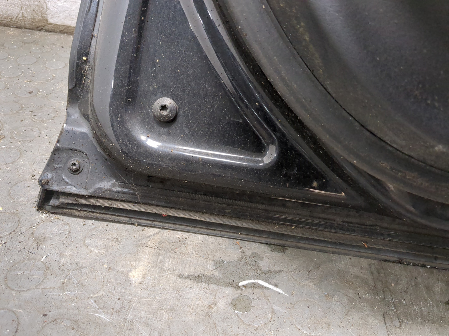 Дверь передняя левая