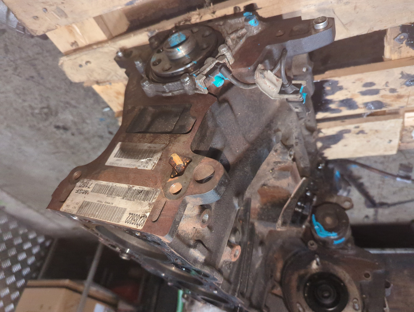 Блок двигателя