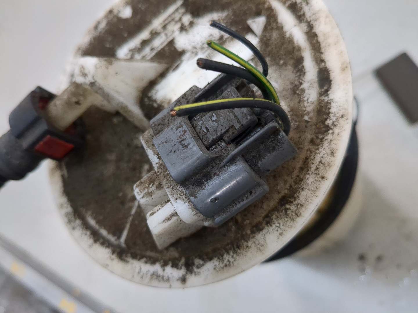 Насос топливный электрический