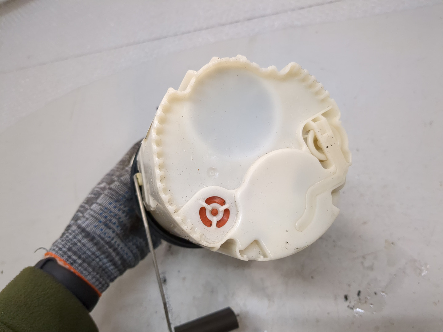 Насос топливный электрический