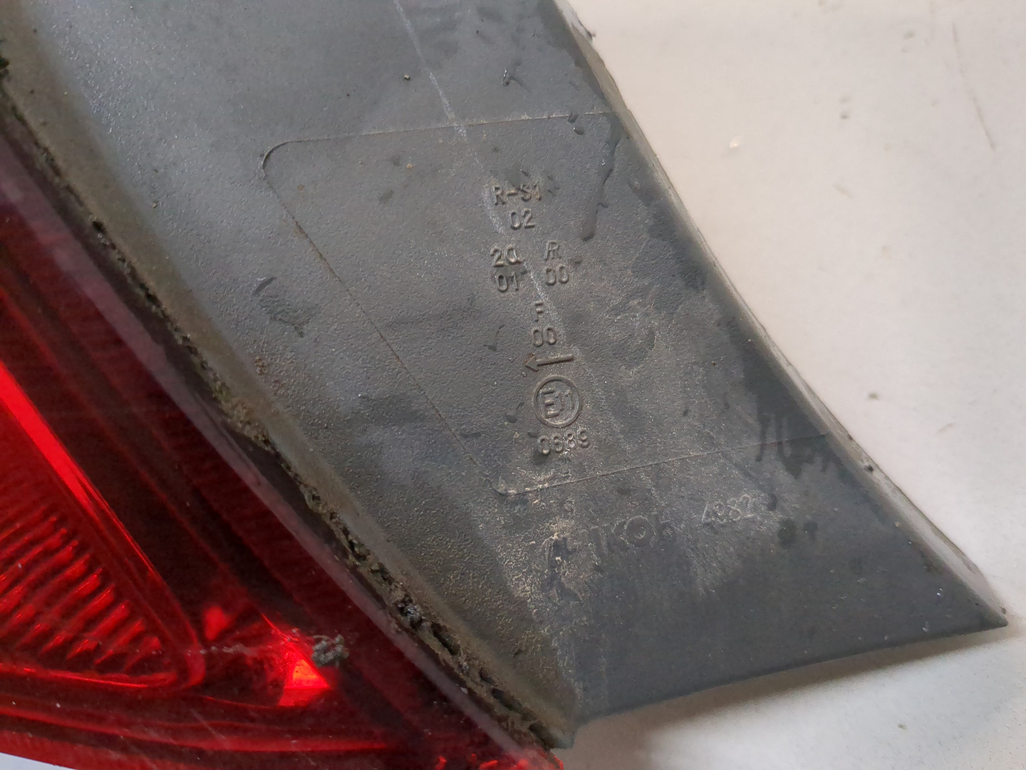 Фонарь задний левый