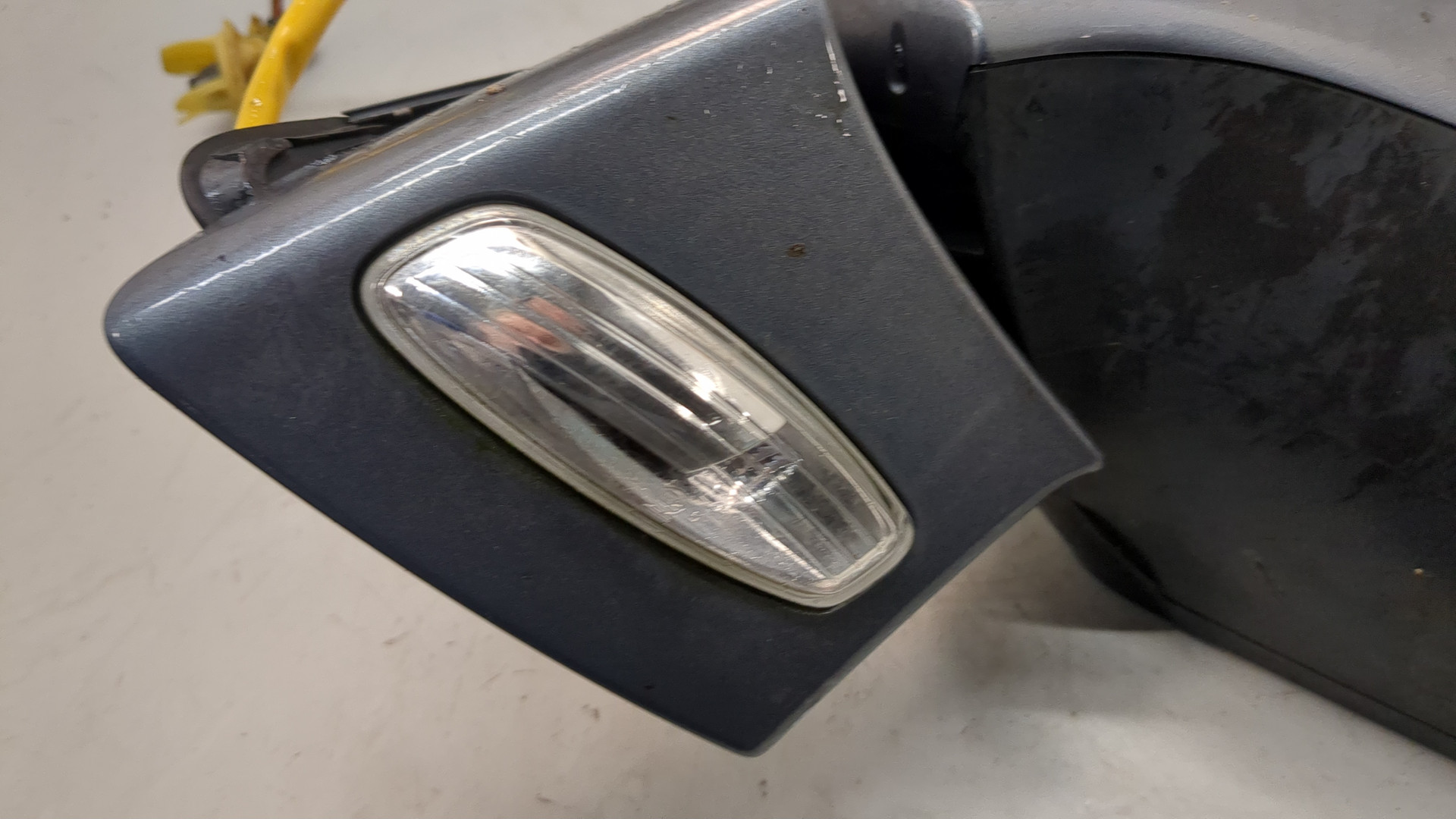 Зеркало левое электрическое