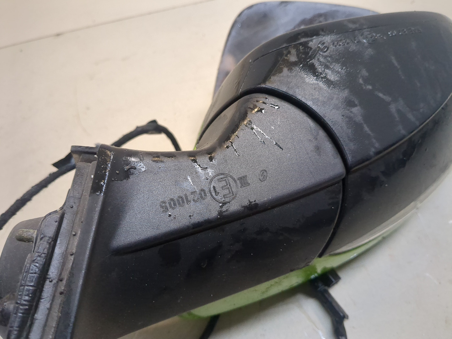 Зеркало правое электрическое