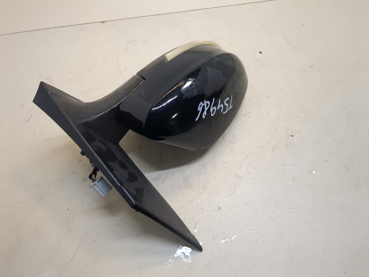 Зеркало правое электрическое