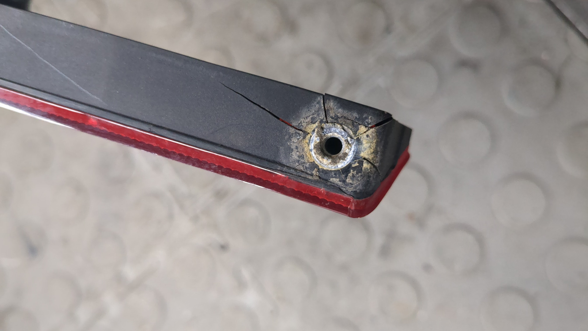 Фонарь задний (стоп сигнал)