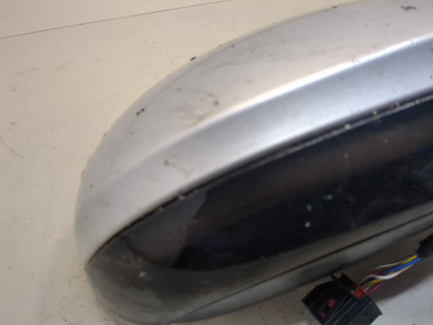 Зеркало правое электрическое