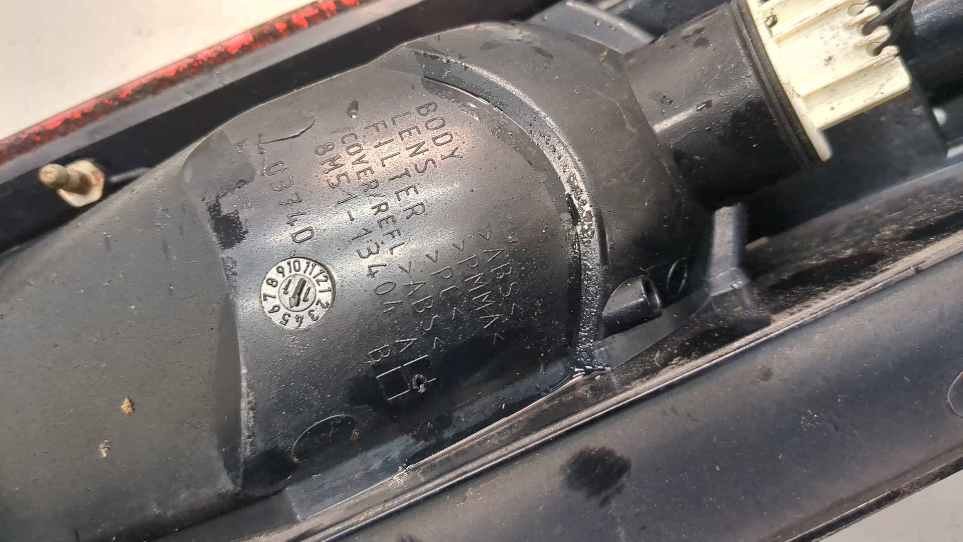 Фонарь задний правый