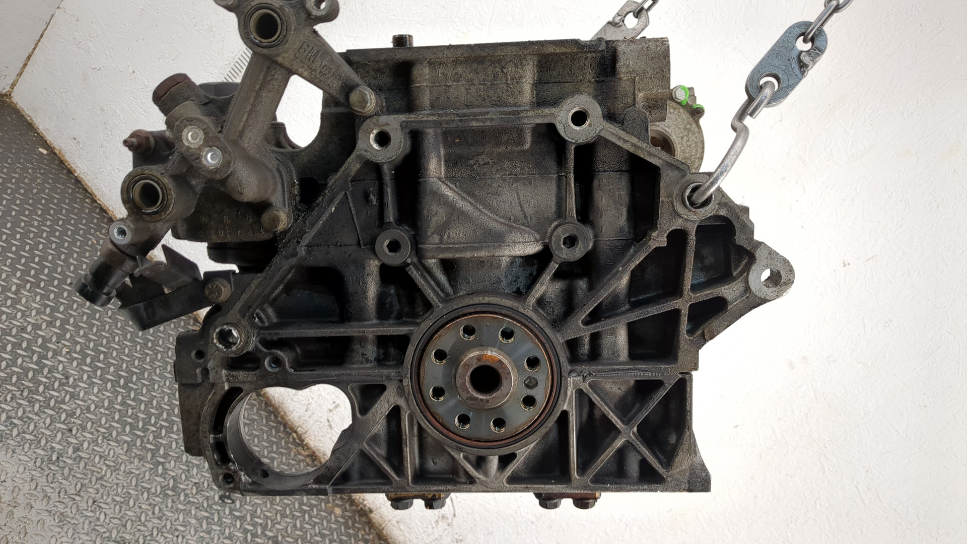 Блок двигателя