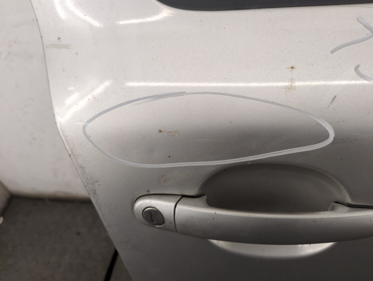 Дверь передняя правая