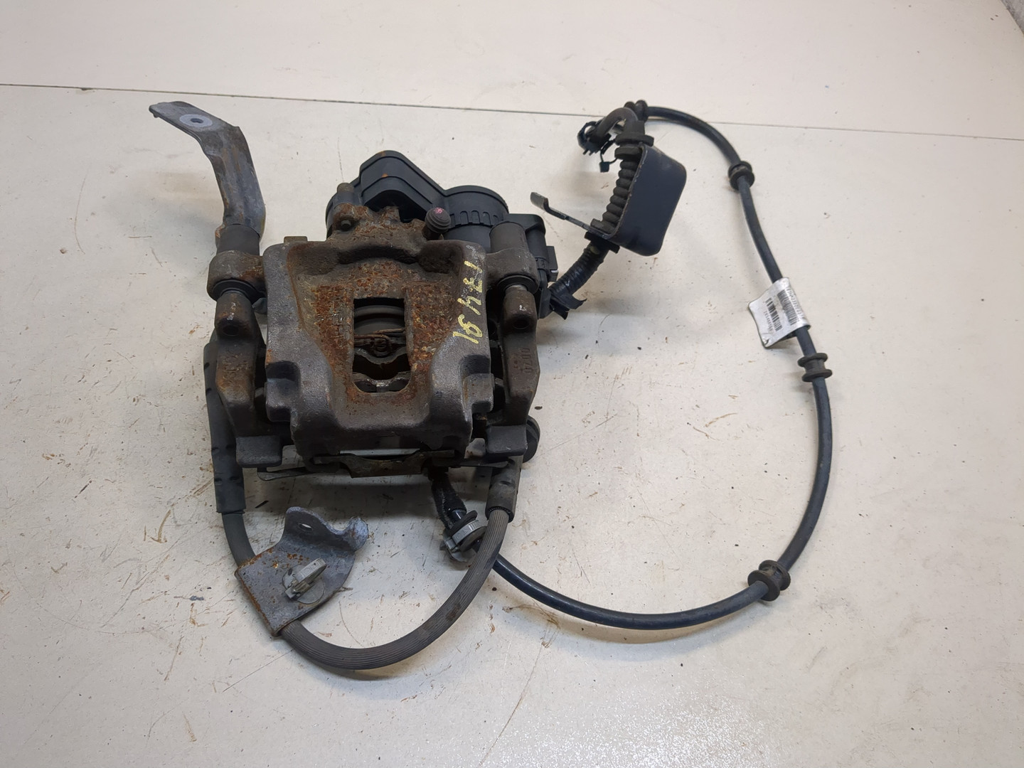 Суппорт задний правый