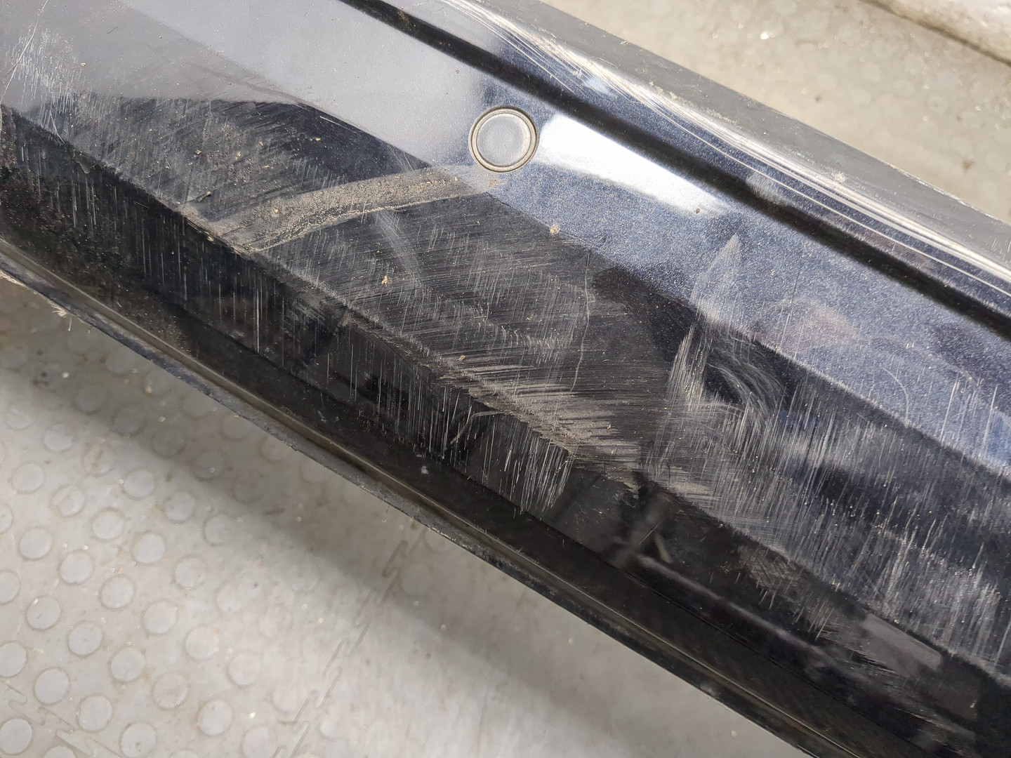 Бампер задний