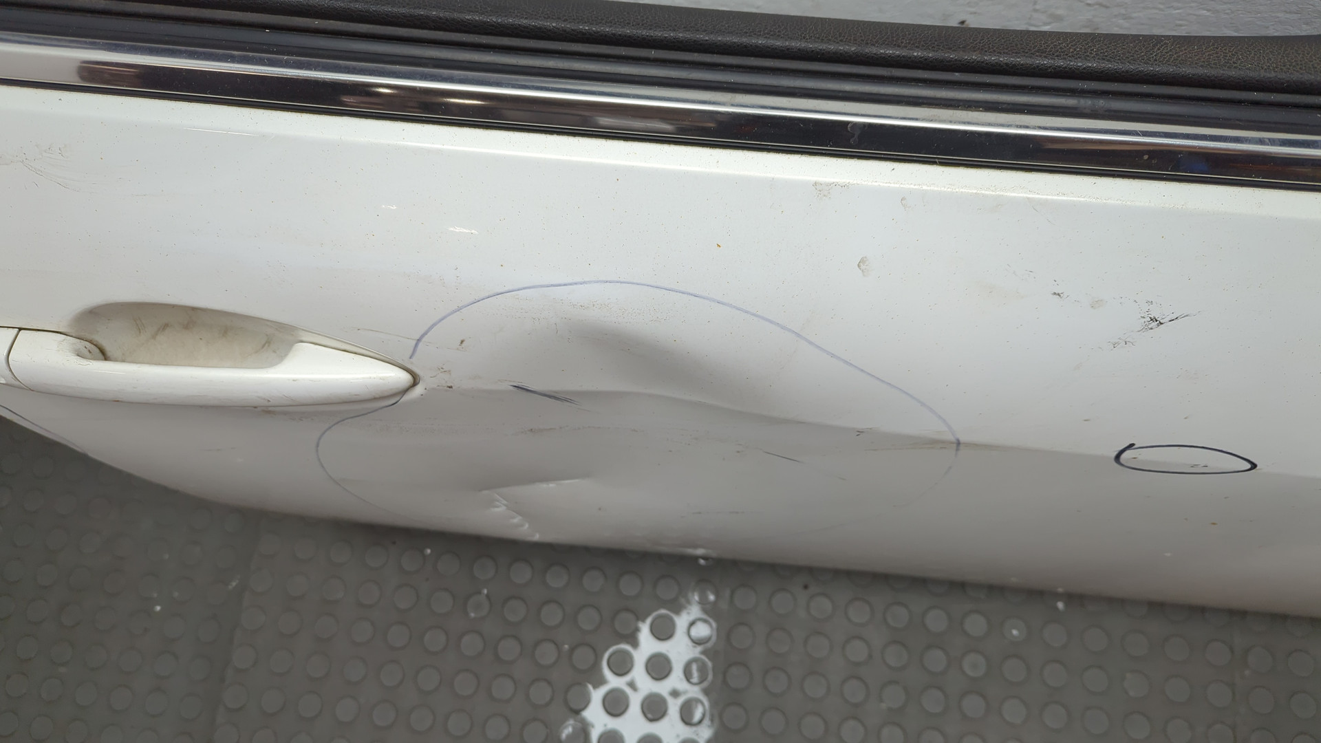 Дверь передняя правая