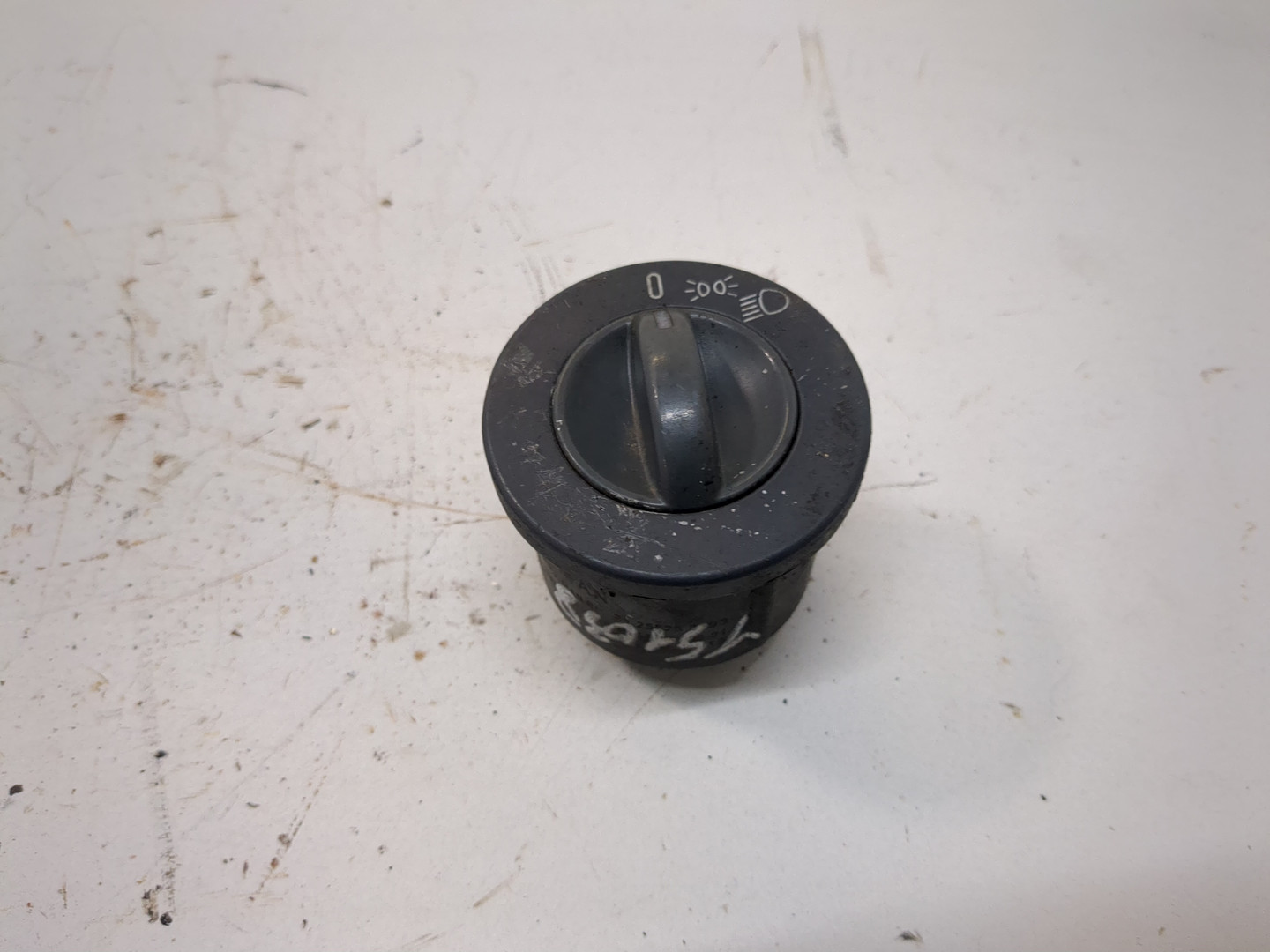 Переключатель света фар