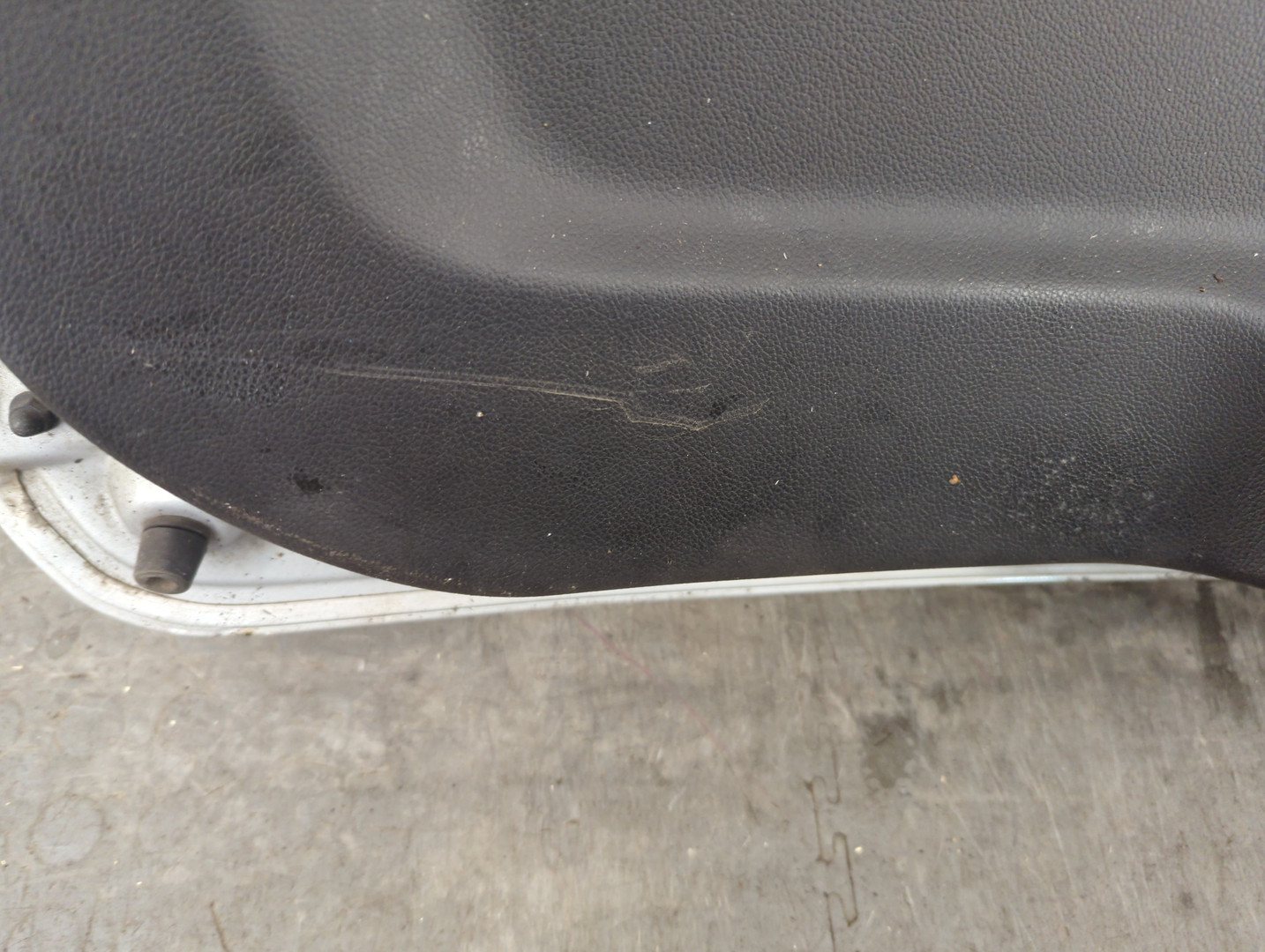 Дверь багажника