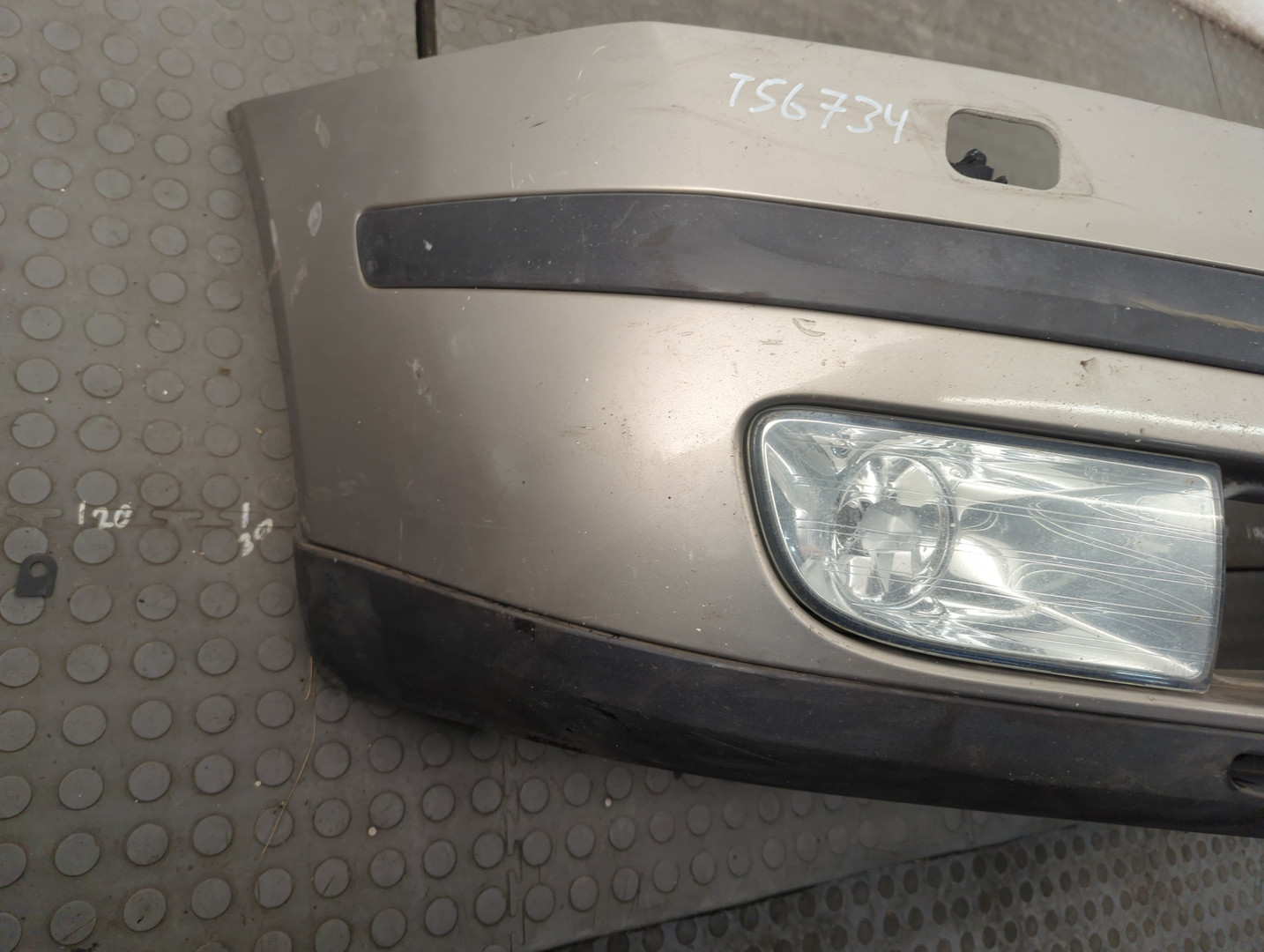 Бампер передний