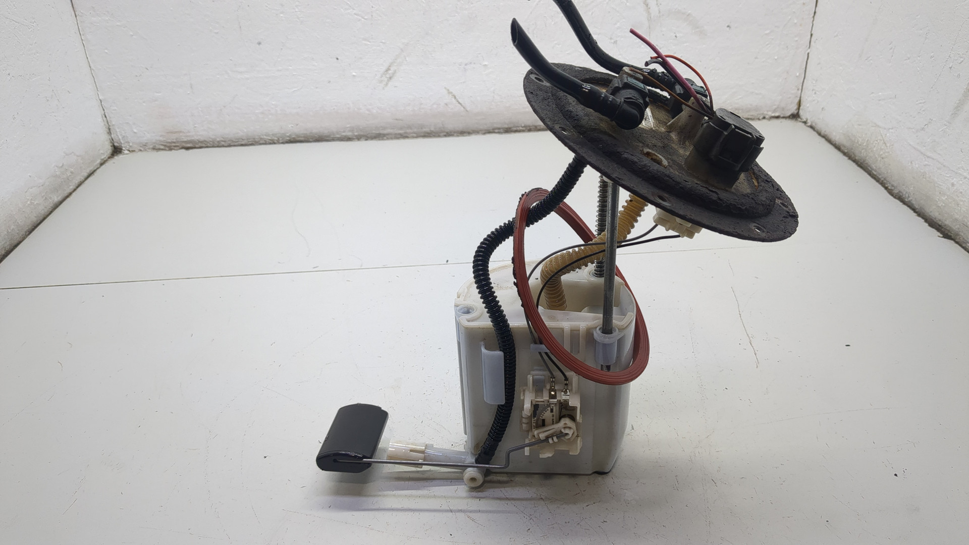 Насос топливный электрический