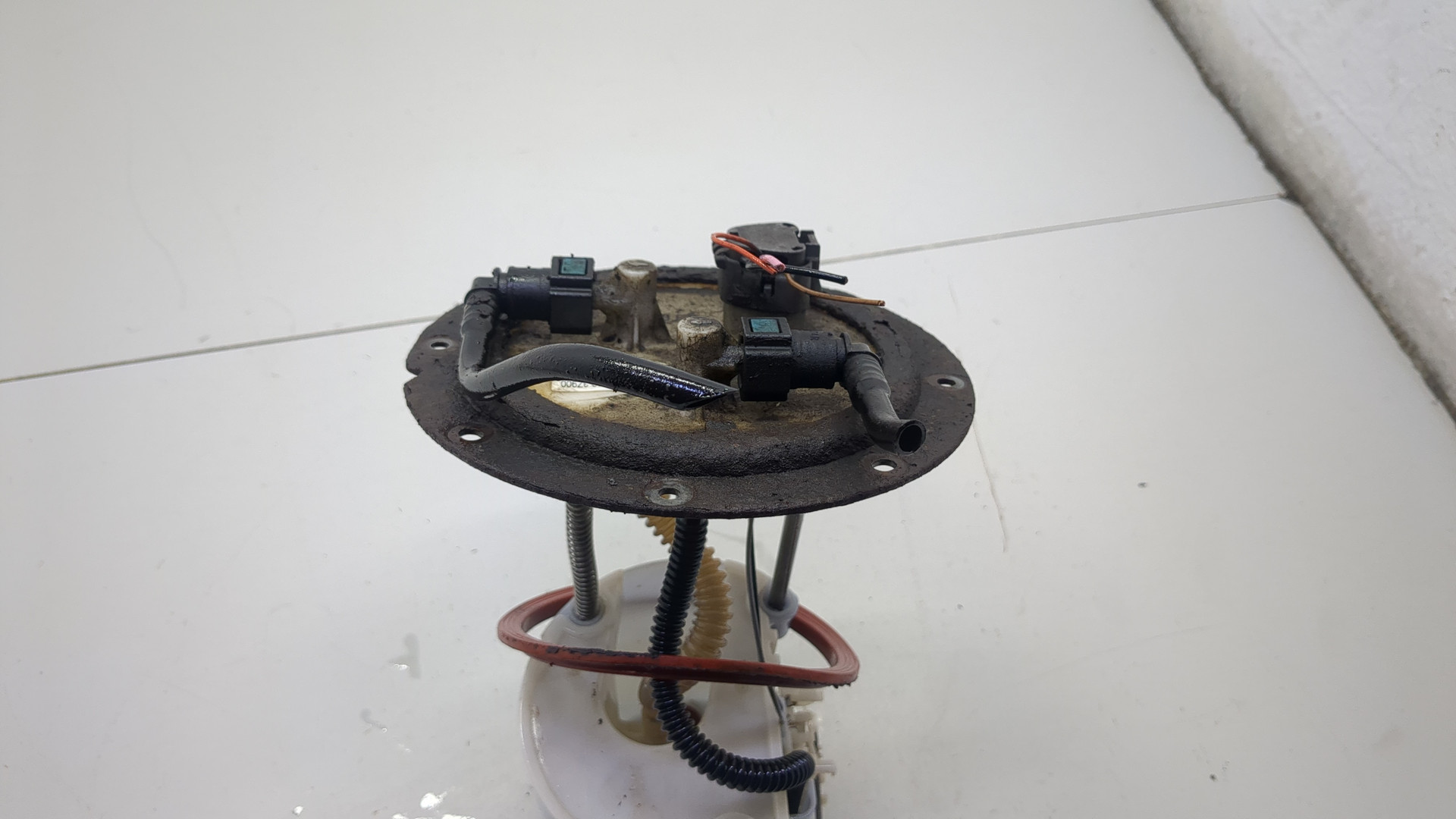 Насос топливный электрический