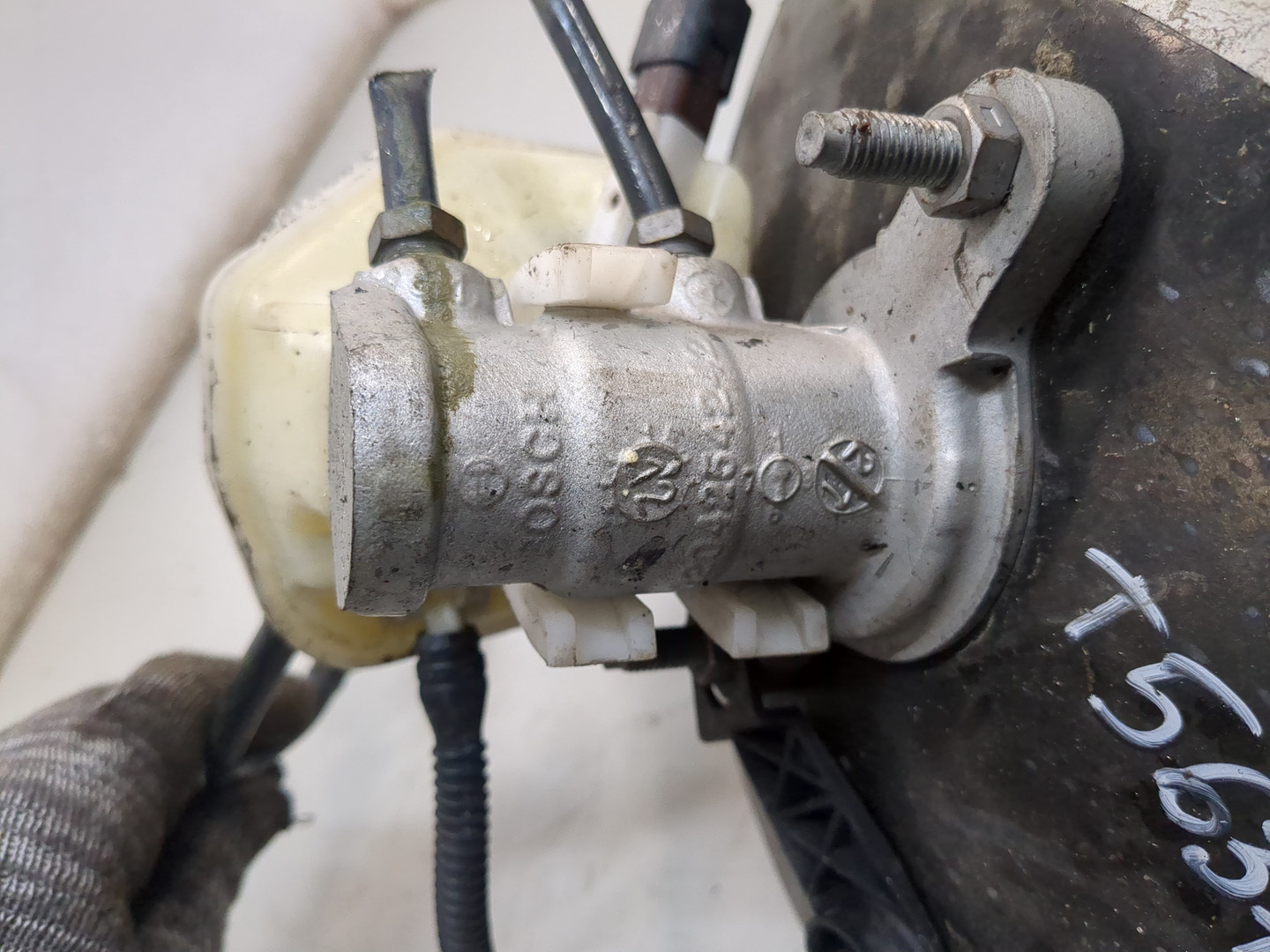 Цилиндр тормозной главный