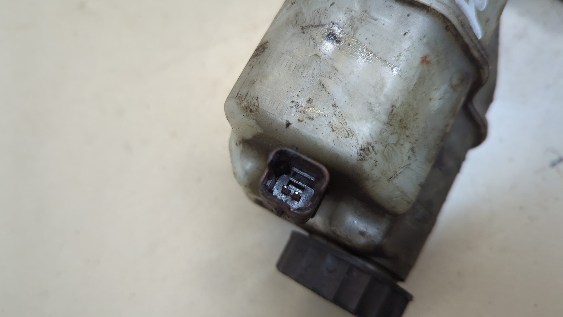 Цилиндр тормозной главный