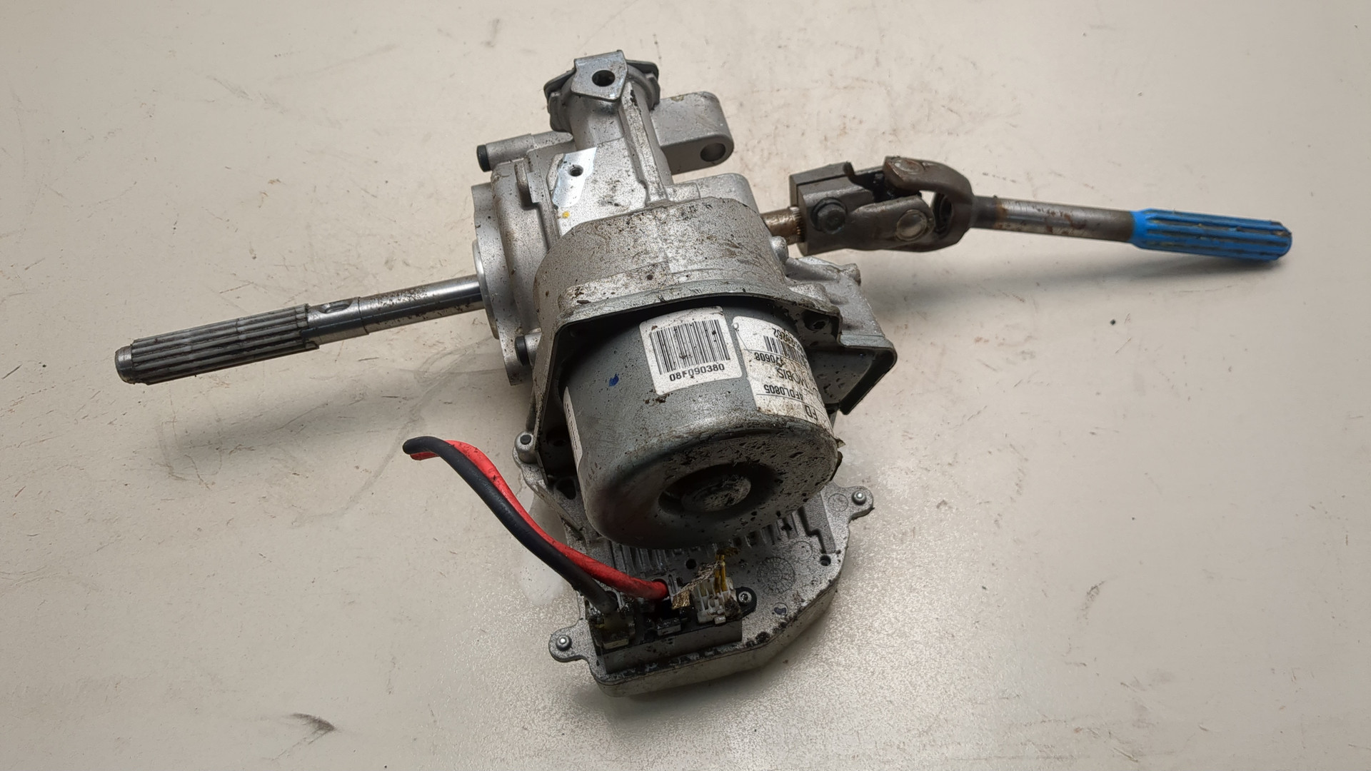 Серводвигатель рулевой рейки