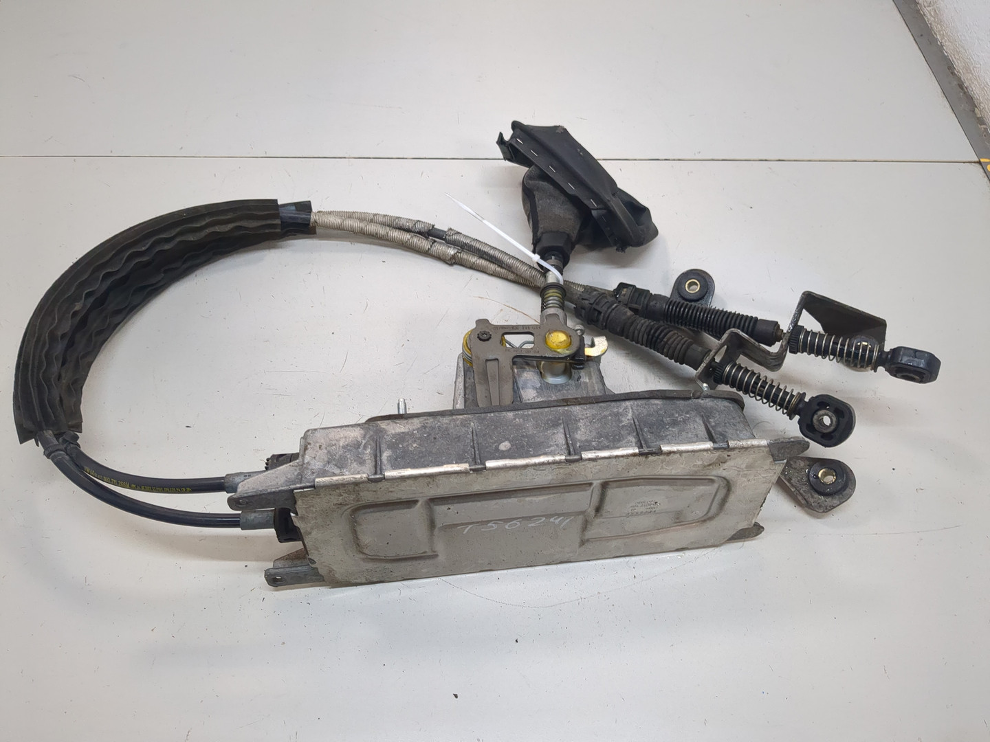 Кулиса МКПП / АКПП