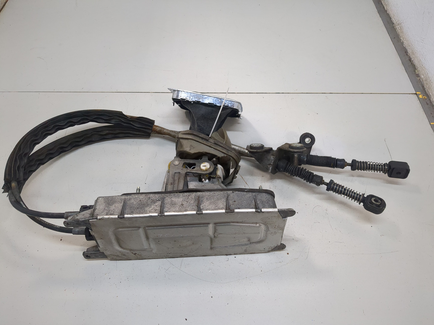 Кулиса МКПП / АКПП