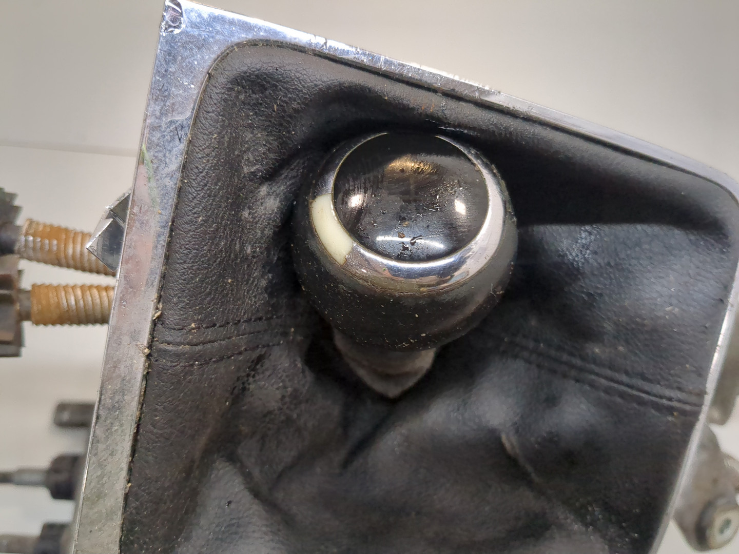 Кулиса МКПП / АКПП