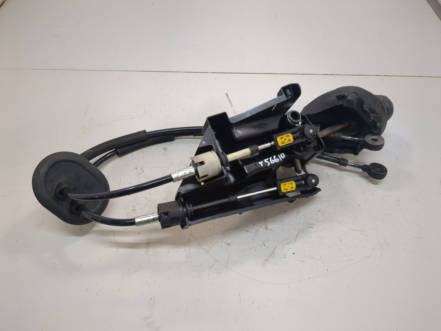 Кулиса МКПП / АКПП