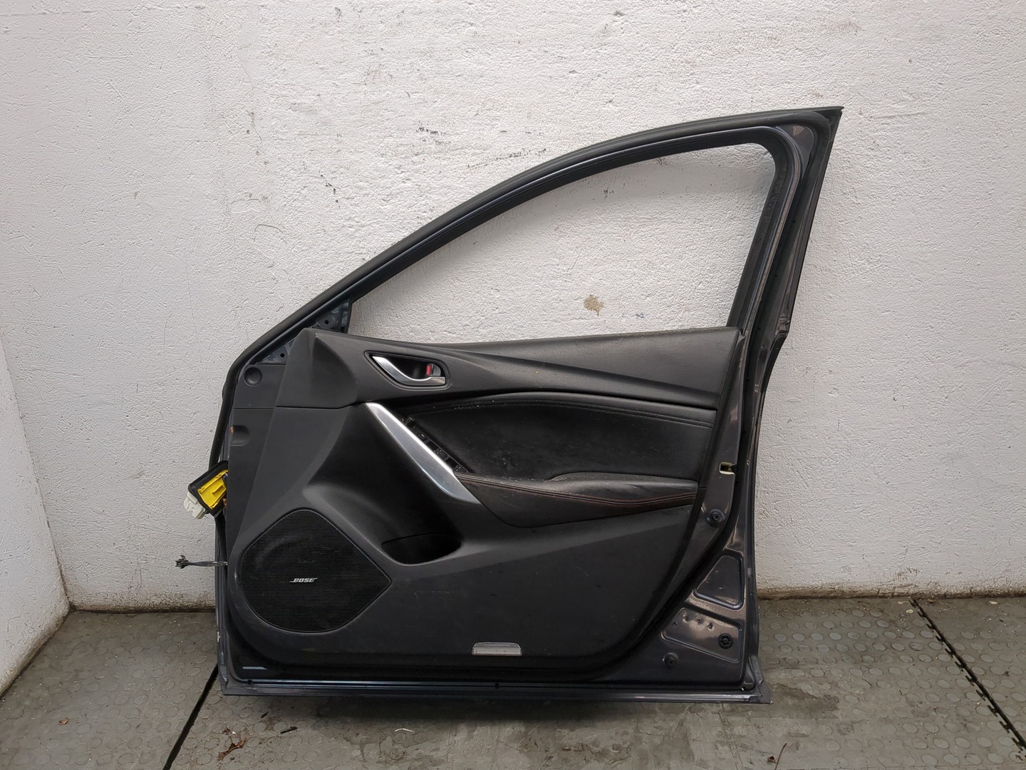 Дверь передняя правая