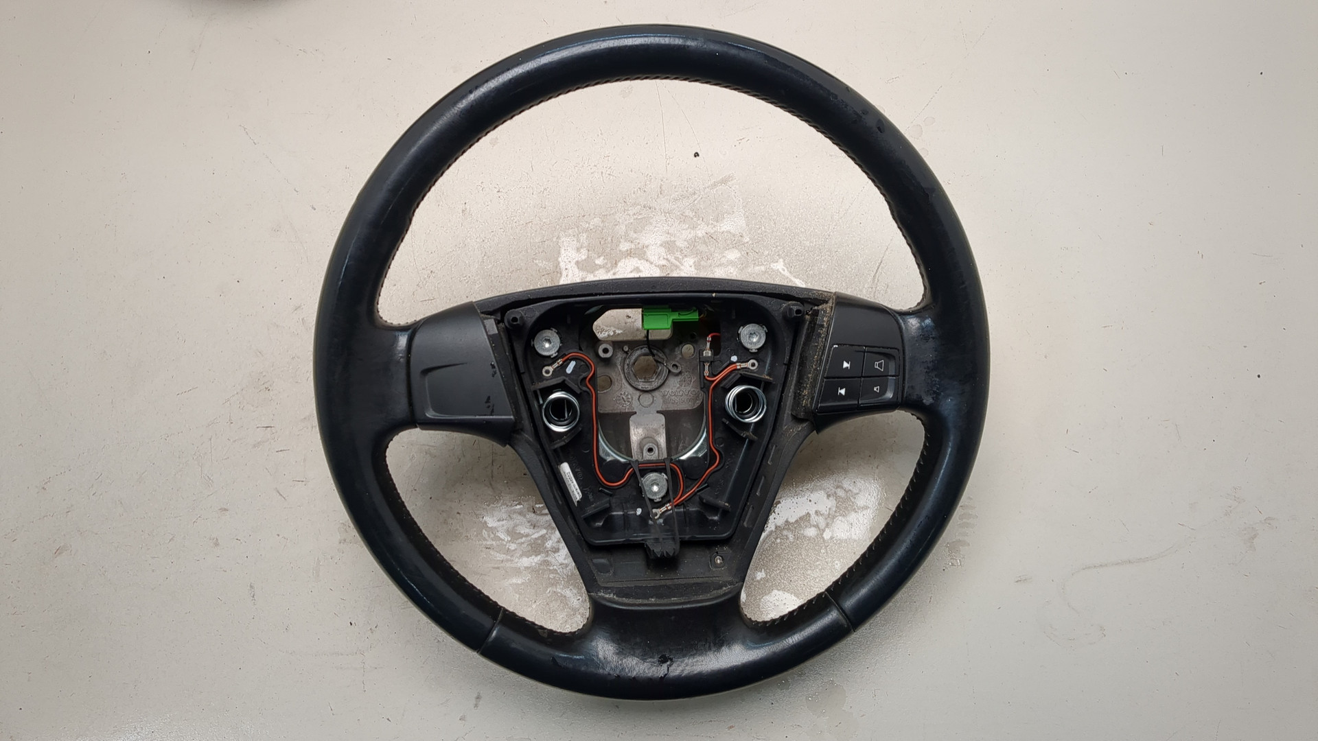 Рулевое колесо (руль)