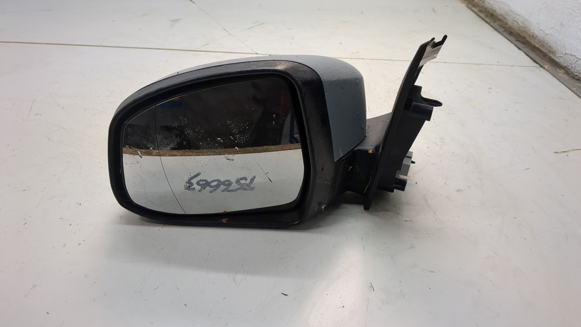 Зеркало левое электрическое