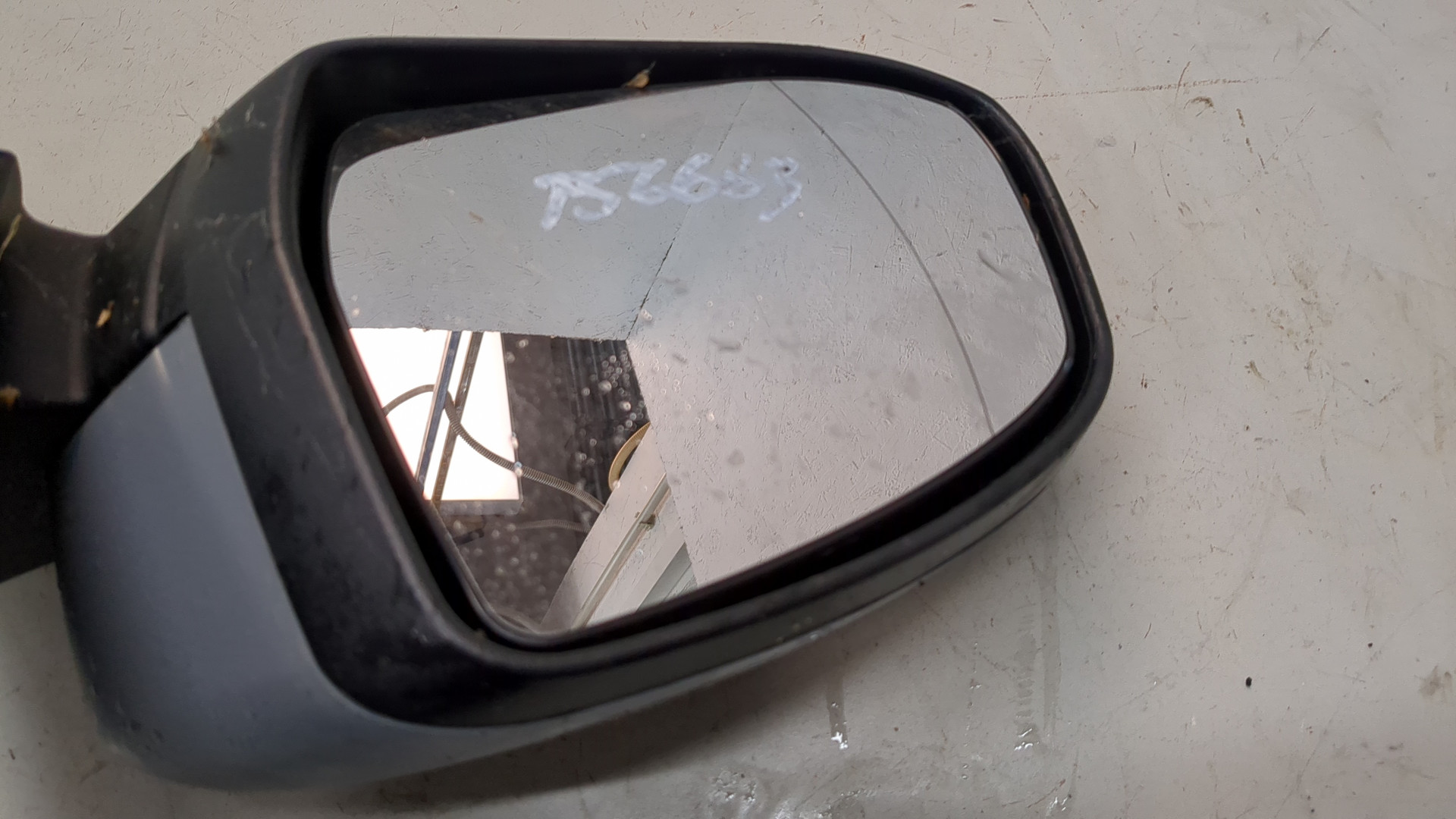 Зеркало левое электрическое