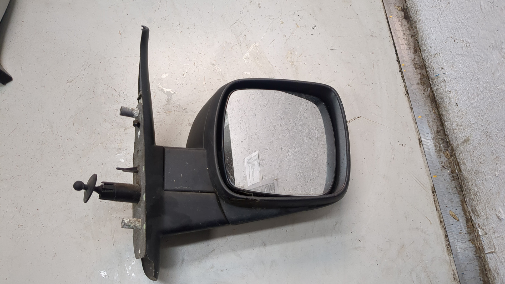 Зеркало правое электрическое