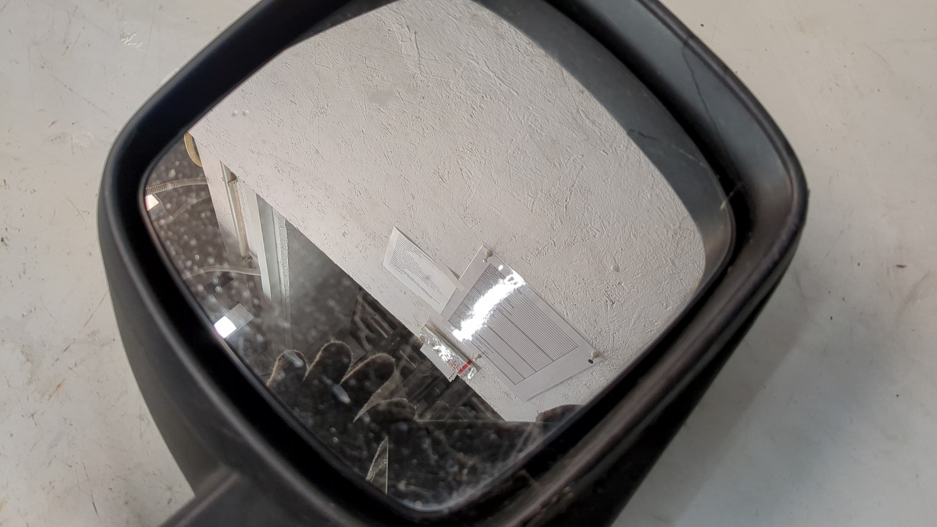 Зеркало правое электрическое