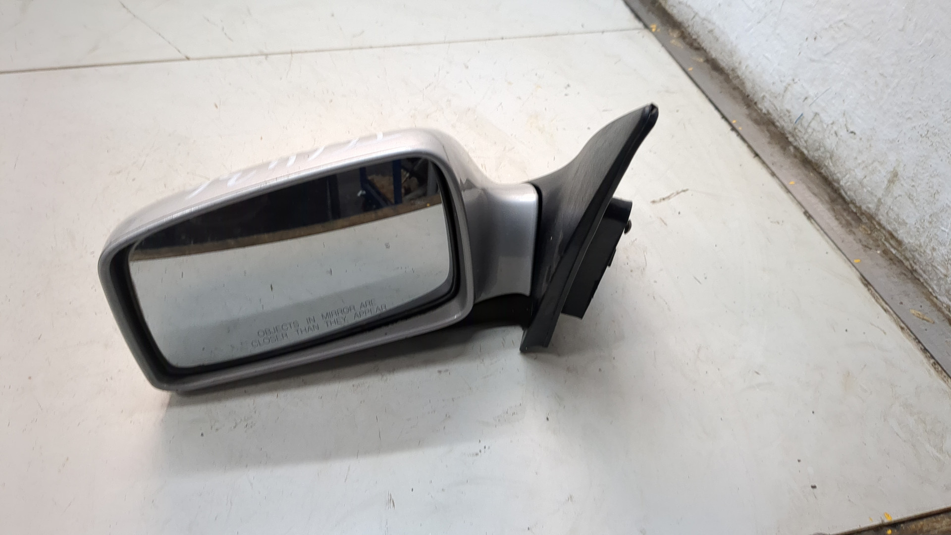 Зеркало левое электрическое