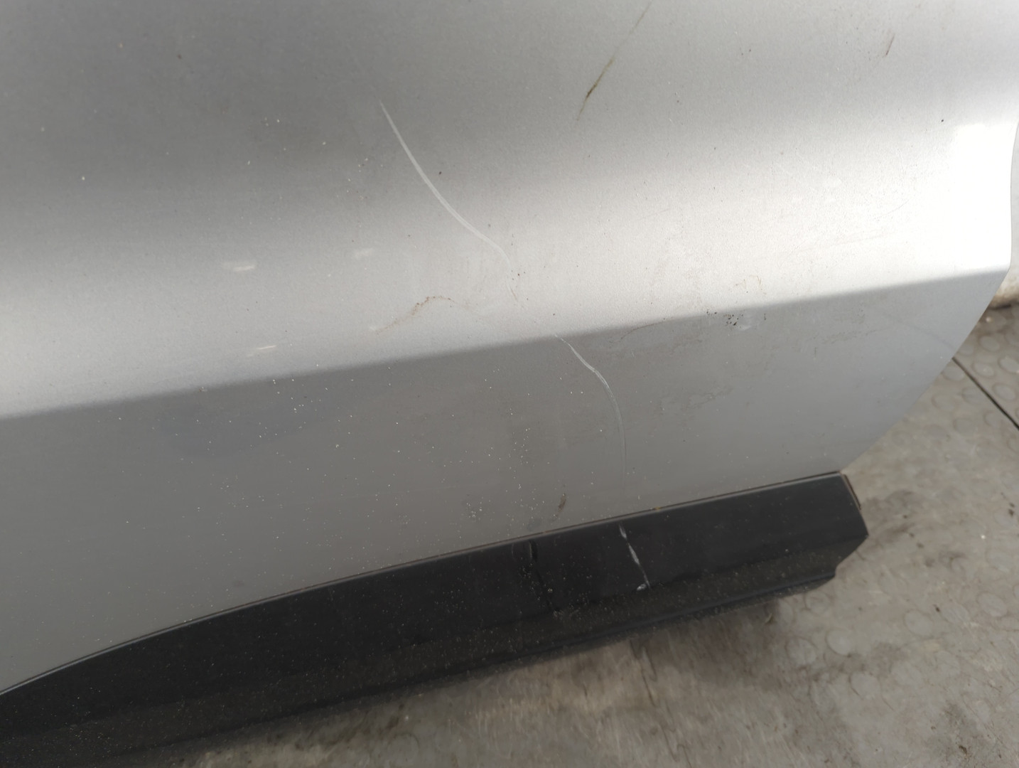 Дверь задняя правая