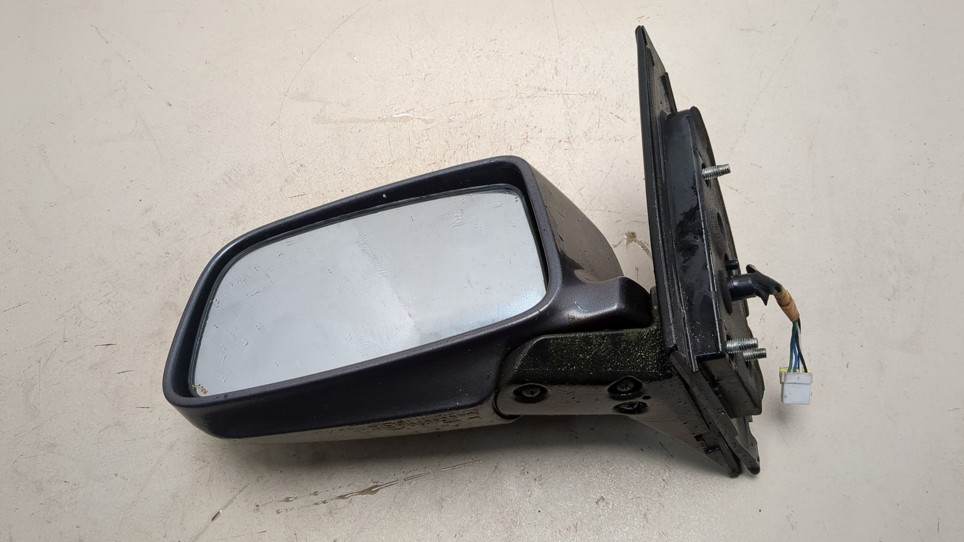 Зеркало левое электрическое