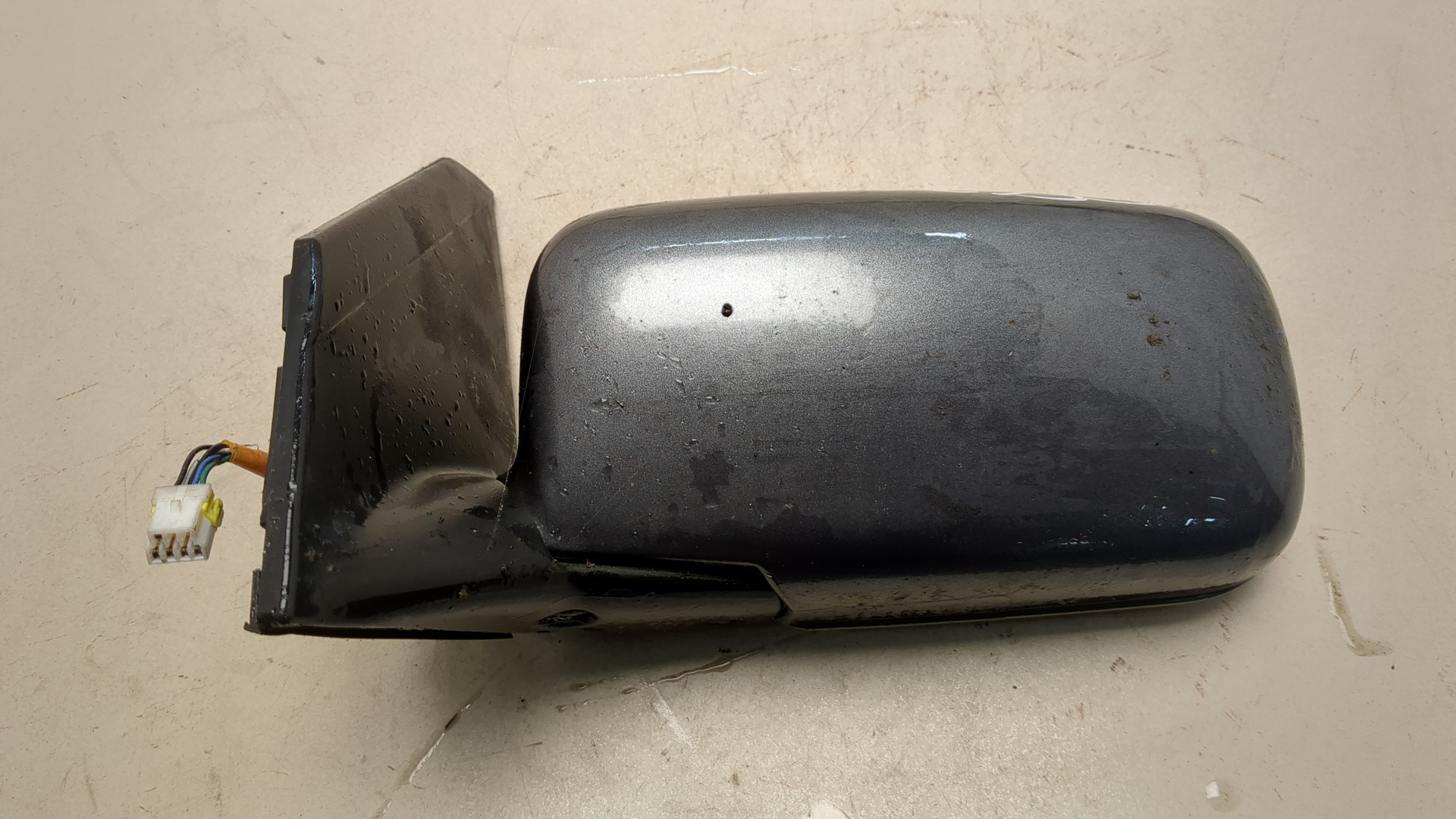 Зеркало левое электрическое