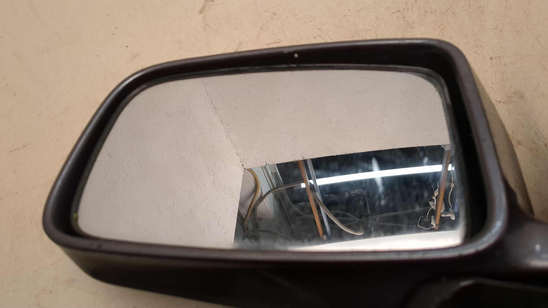 Зеркало левое электрическое