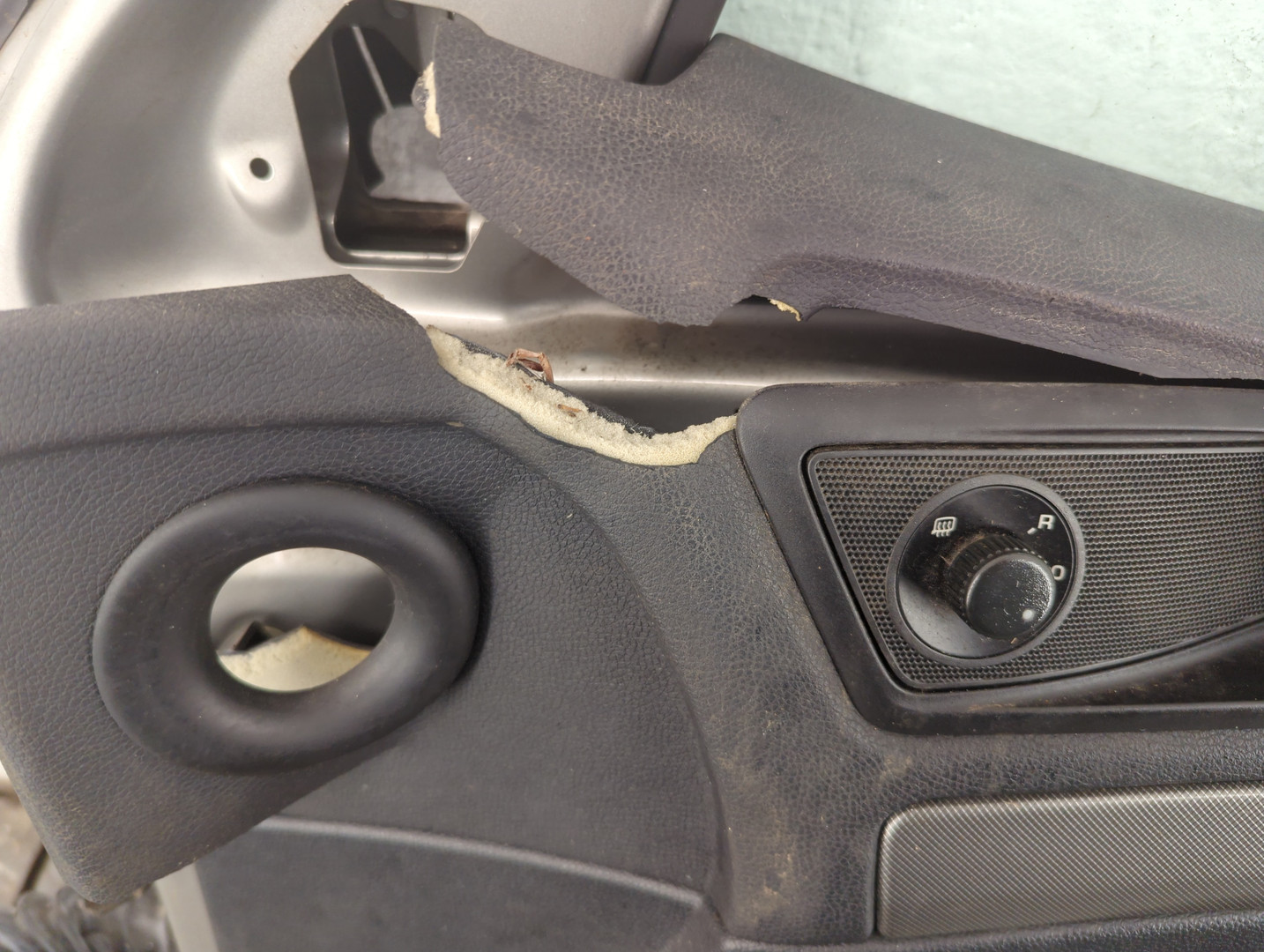 Дверь передняя правая