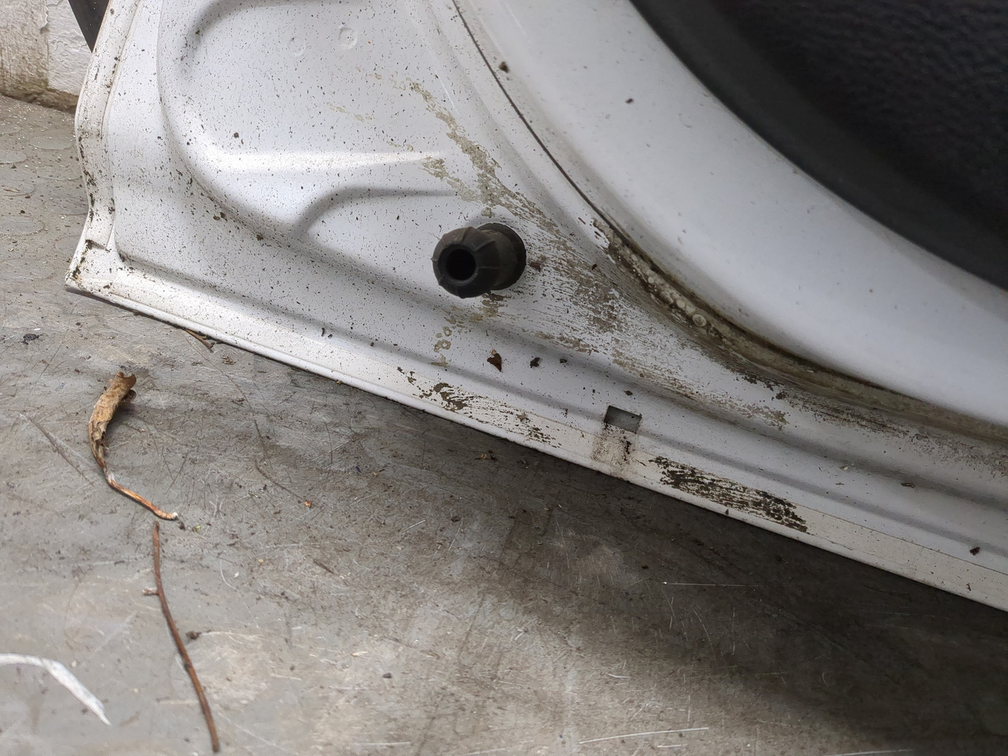 Дверь передняя левая