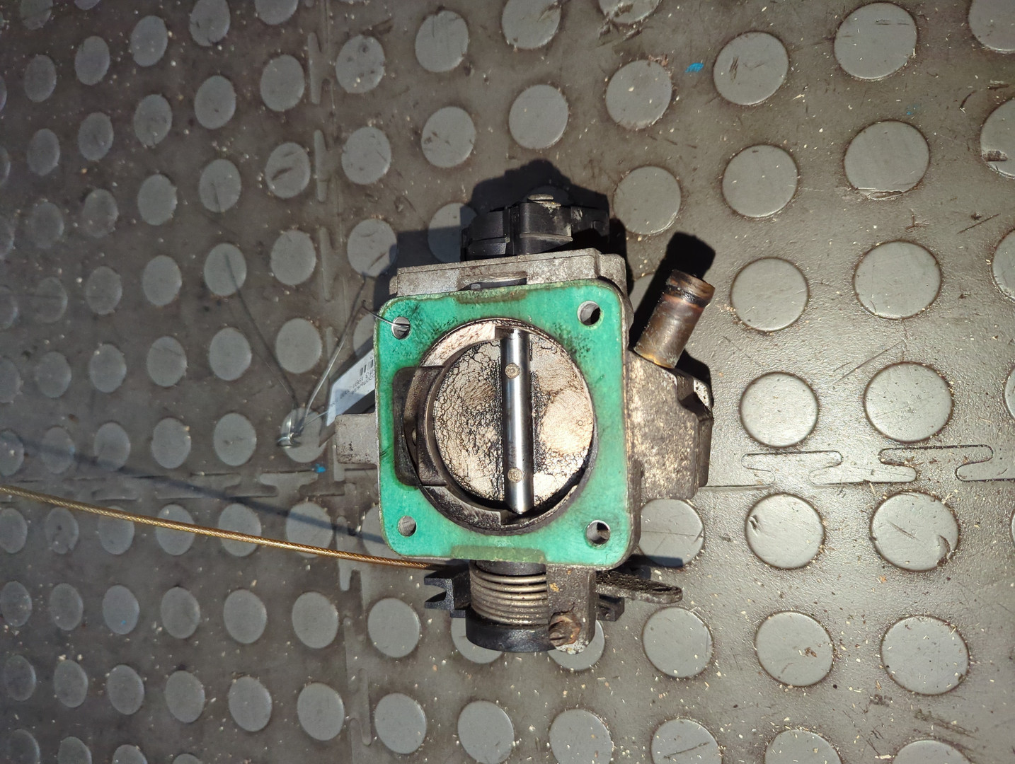 Заслонка дроссельная электрическая