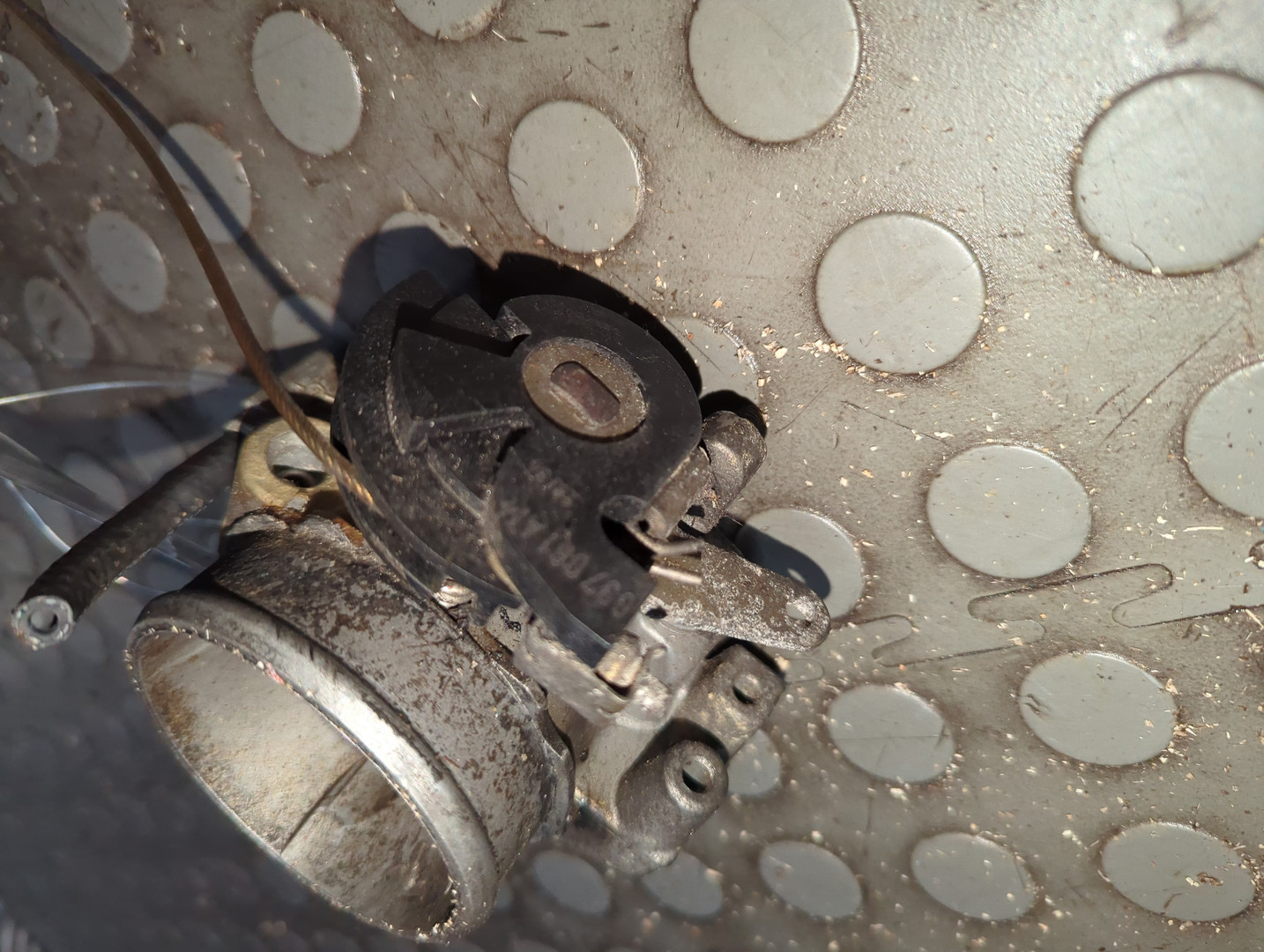 Заслонка дроссельная электрическая