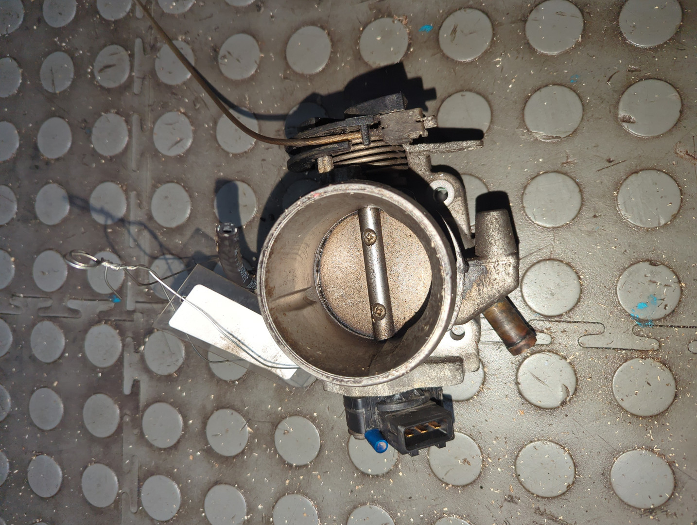 Заслонка дроссельная электрическая