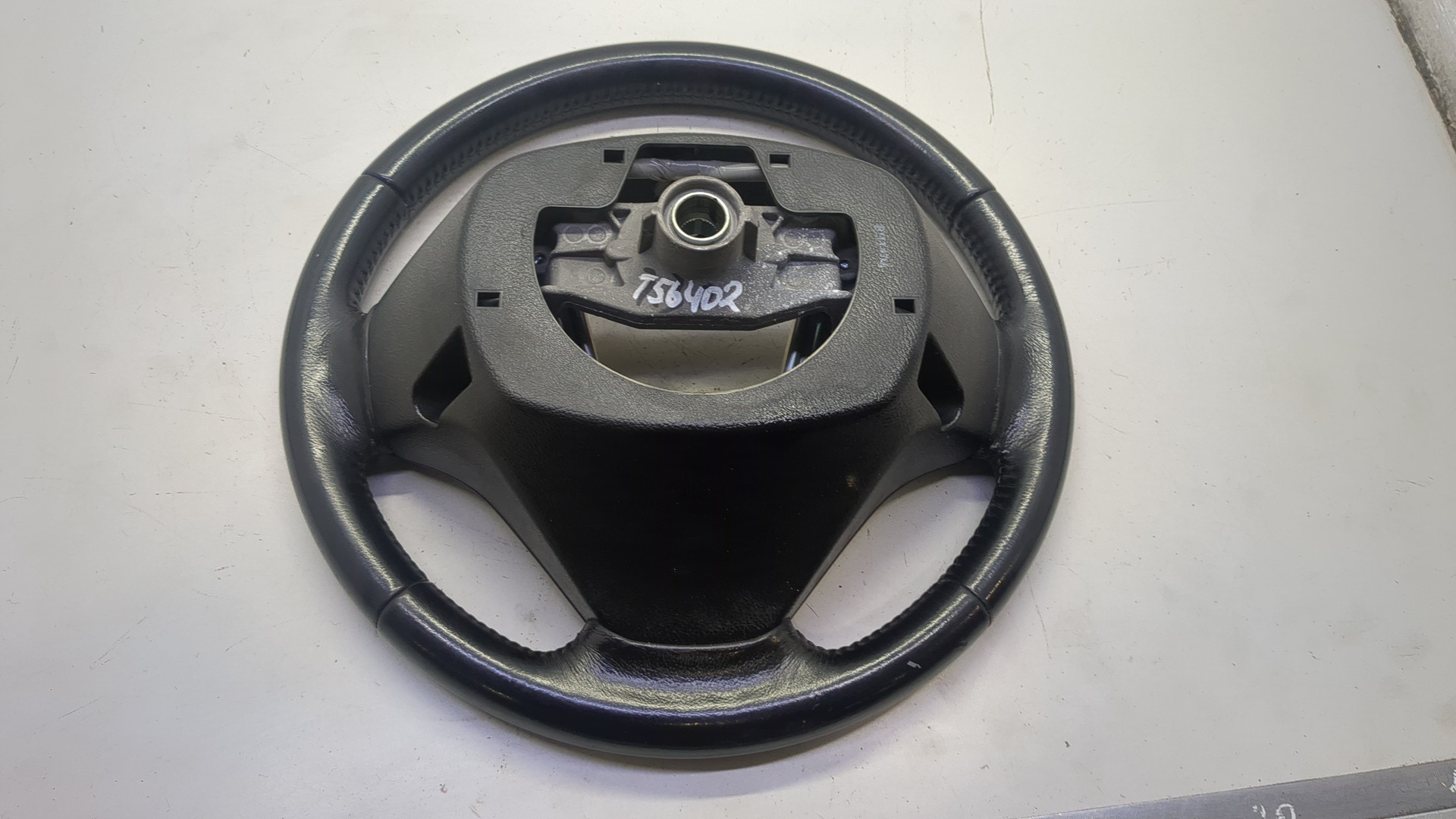 Рулевое колесо (руль)