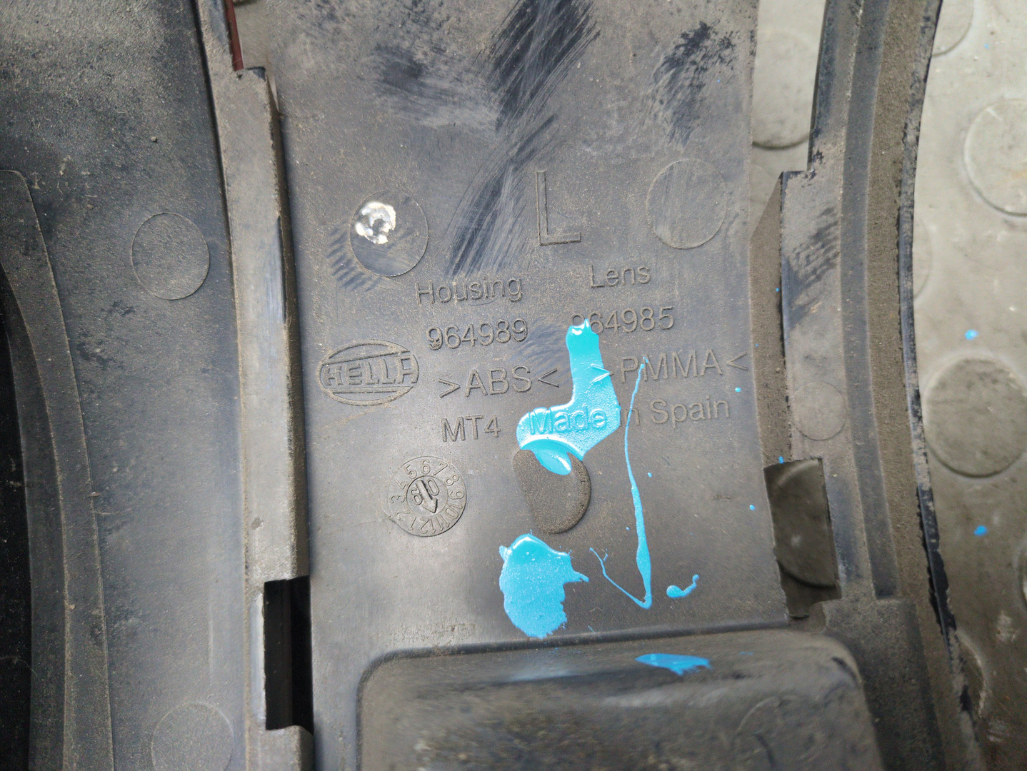 Фонарь задний правый