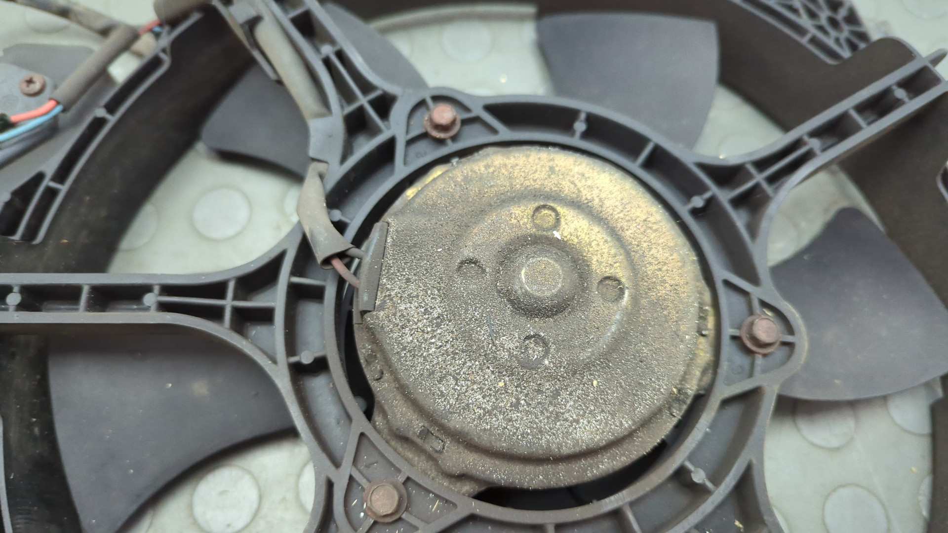 Вентилятор радиатора